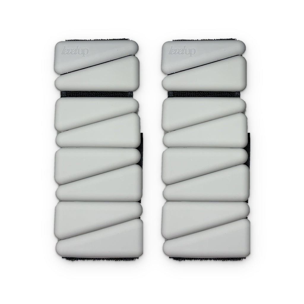 Pilates Essential Kit de Level Up: ankle weights y dumbbells